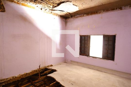 Quarto 1 de casa à venda com 5 quartos, 265m² em Vila Guilhermina, São Paulo