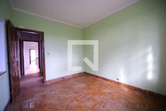 Sala de TV de casa à venda com 5 quartos, 265m² em Vila Guilhermina, São Paulo