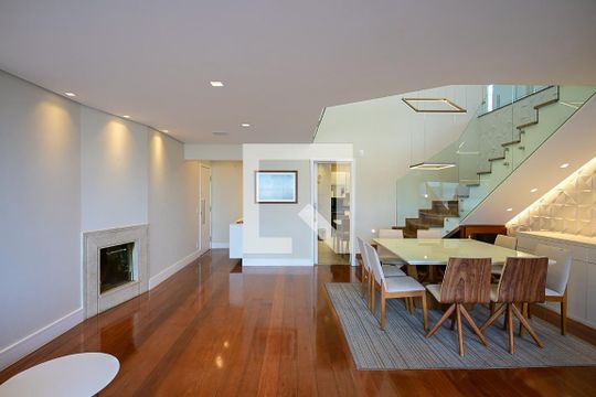 Sala de apartamento à venda com 4 quartos, 343m² em Vila Morse, São Paulo