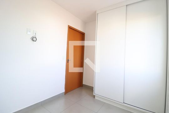 Quarto 2 - Suíte de apartamento para alugar com 2 quartos, 67m² em Novo Mundo, Uberlândia