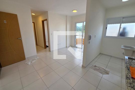 Sala de apartamento para alugar com 2 quartos, 57m² em Boqueirão, Praia Grande