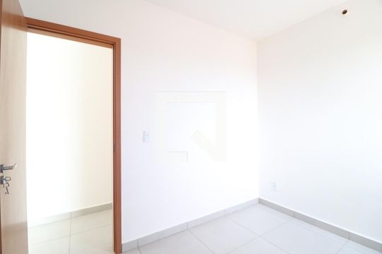 Quarto 1 - Suíte de apartamento para alugar com 2 quartos, 65m² em Segismundo Pereira, Uberlândia
