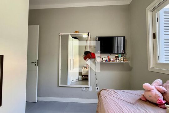 Quarto 1 de casa à venda com 3 quartos, 82m² em Mato Grande, Canoas