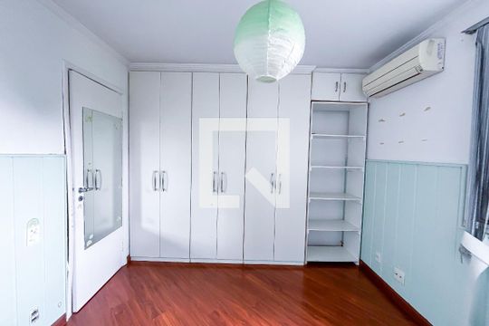 Casa de Condomínio à venda com 3 quartos, 170m² em Jardim das Esmeraldas, São Paulo