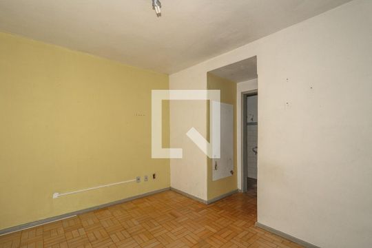 Apartamento para alugar com 0 quarto, 25m² em Floresta, Porto Alegre