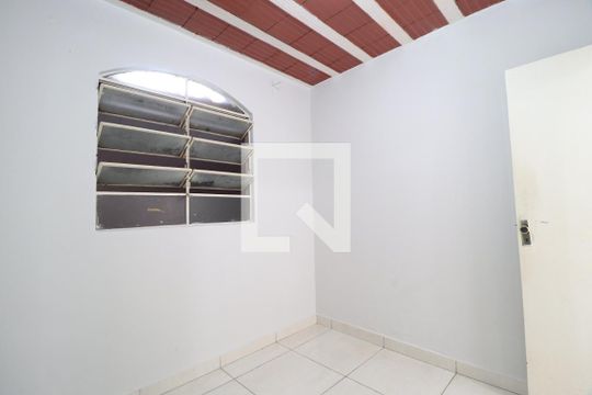 Quarto 2 de casa para alugar com 3 quartos, 150m² em Presidente Roosevelt, Uberlândia