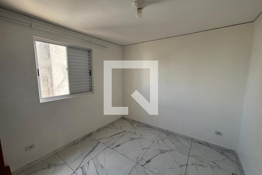 Quarto 2 de apartamento para alugar com 2 quartos, 52m² em Cidade Líder, São Paulo