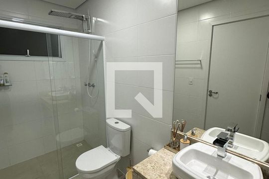 Banheiro de apartamento para alugar com 3 quartos, 97m² em Vila Augusta, Sorocaba