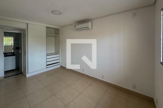 Casa para alugar com 3 quartos, 200m² em Sagrada Família, Belo Horizonte