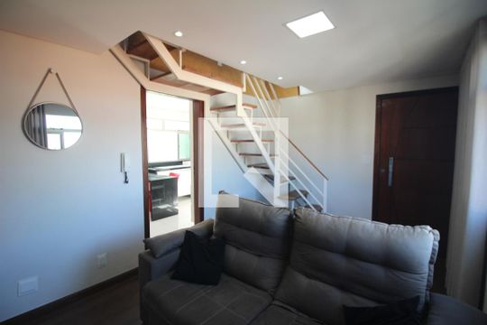 Sala de apartamento à venda com 3 quartos, 118m² em Santa Cruz Industrial, Contagem