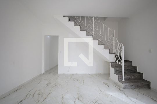 Sala de casa à venda com 3 quartos, 145m² em Secadura Cabral , Santo André
