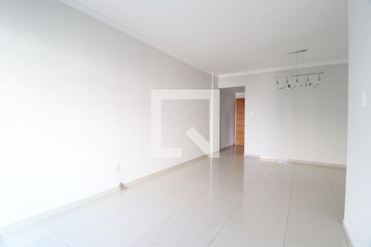 Sala de apartamento para alugar com 2 quartos, 89m² em Santa Mônica, Uberlândia