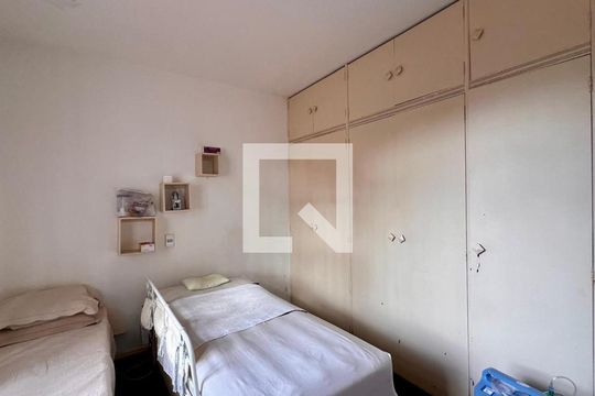 Casa à venda com 3 quartos, 300m² em Nova Granada, Belo Horizonte