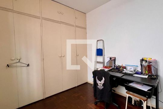 Casa à venda com 3 quartos, 300m² em Nova Granada, Belo Horizonte