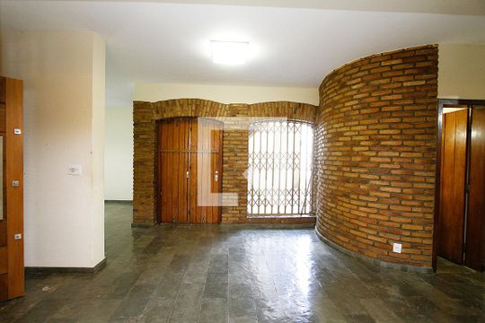 Sala 2 de casa para alugar com 5 quartos, 390m² em Belvedere, Belo Horizonte