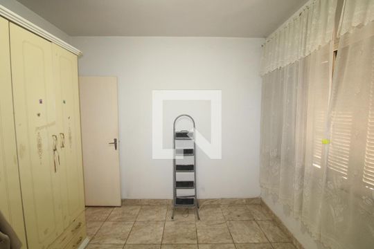 Quarto 2 de casa à venda com 3 quartos, 140m² em Vila Espanhola, São Paulo