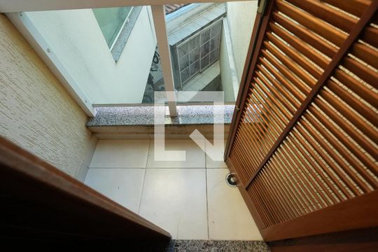 Sacada de apartamento para alugar com 2 quartos, 75m² em Santa Maria, Santo André