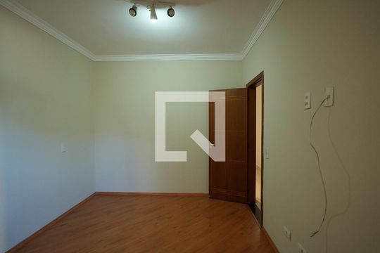 Quarto 1 de apartamento para alugar com 2 quartos, 75m² em Santa Maria, Santo André