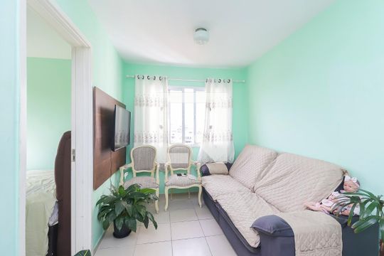 Sala de apartamento à venda com 2 quartos, 49m² em Jardim Guaianazes, São Paulo