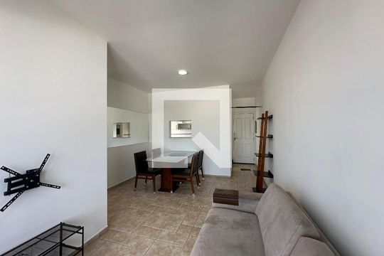 Sala de apartamento para alugar com 3 quartos, 65m² em Tamboré, Barueri