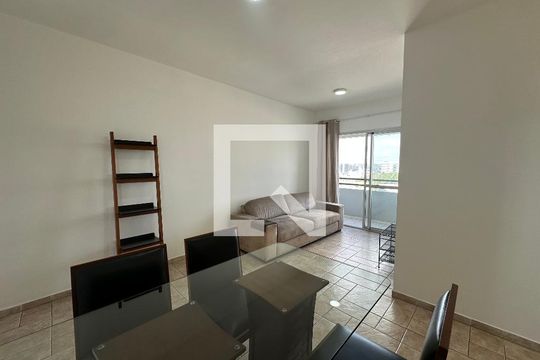 Sala de apartamento para alugar com 3 quartos, 65m² em Tamboré, Barueri