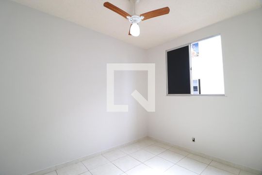 Quarto 2 de apartamento para alugar com 2 quartos, 45m² em Jardim Europa, Uberlândia