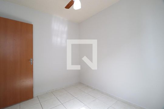 Quarto 2 de apartamento para alugar com 2 quartos, 45m² em Jardim Europa, Uberlândia