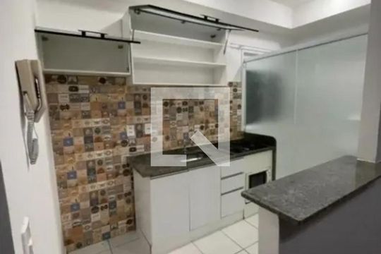 Cozinha de apartamento para alugar com 2 quartos, 48m² em Jardim Paraiso, Jacareí