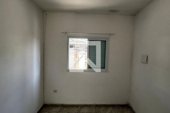 Quarto 1 de apartamento para alugar com 2 quartos, 50m² em Jardim Ipanema, Santo André