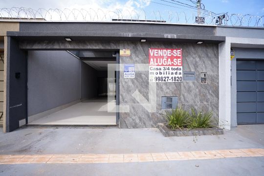 Casa à venda com 3 quartos, 120m² em Parque das Flores, Goiânia