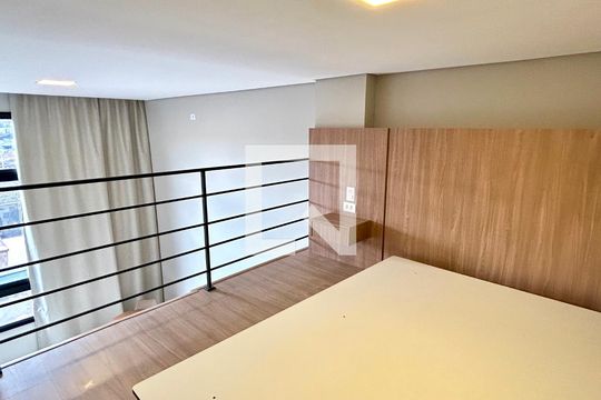 Quarto  de kitnet/studio para alugar com 1 quarto, 34m² em Vila Galvão, Guarulhos