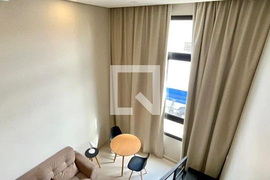 Quarto  de kitnet/studio para alugar com 1 quarto, 34m² em Vila Galvão, Guarulhos