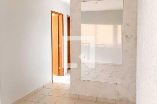 Sala de apartamento para alugar com 3 quartos, 87m² em Parque Oeste Industrial, Goiânia
