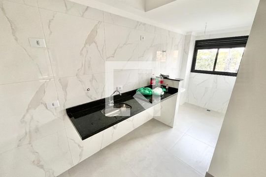 Cozinha e Área de Serviço de apartamento à venda com 2 quartos, 44m² em Vila Paiva, São Paulo