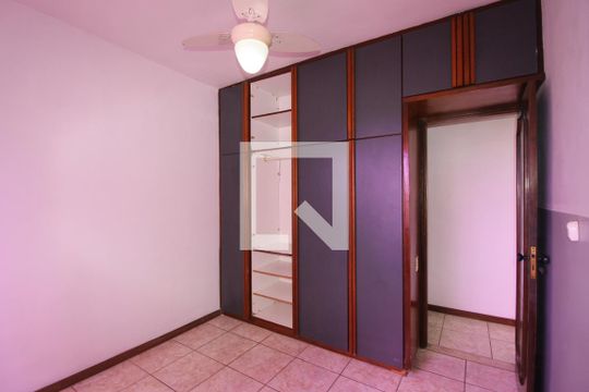 Quarto 2 de apartamento para alugar com 2 quartos, 62m² em Tanque, Rio de Janeiro