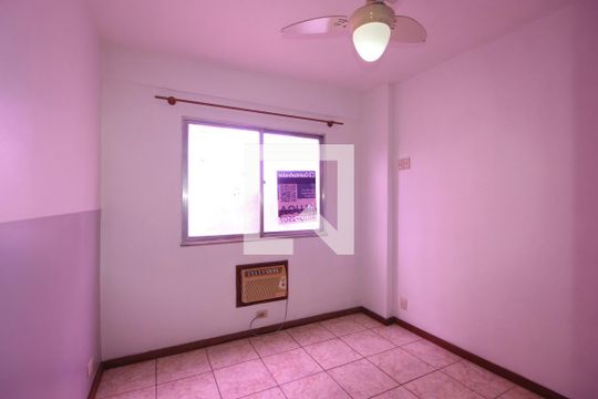 Quarto 2 de apartamento para alugar com 2 quartos, 62m² em Tanque, Rio de Janeiro