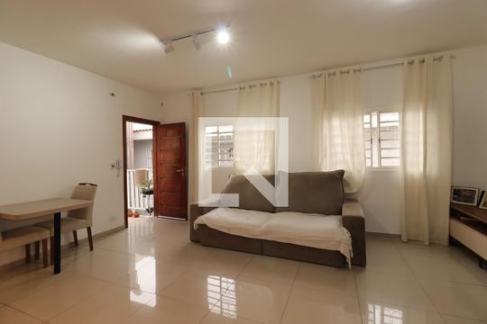 Sala de apartamento à venda com 2 quartos, 70m² em Jardim Europa, Santo André