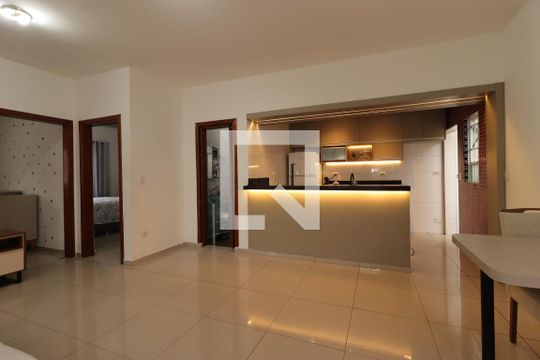 Sala de apartamento à venda com 2 quartos, 70m² em Jardim Europa, Santo André