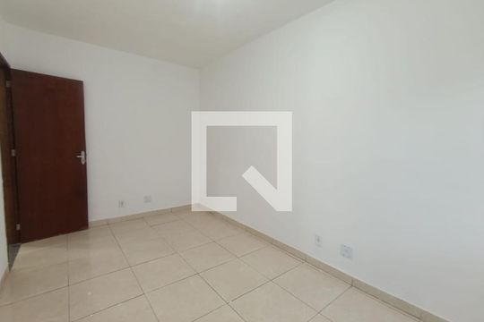 Quarto 1 de casa para alugar com 2 quartos, 90m² em Andrade Araujo, Belford Roxo