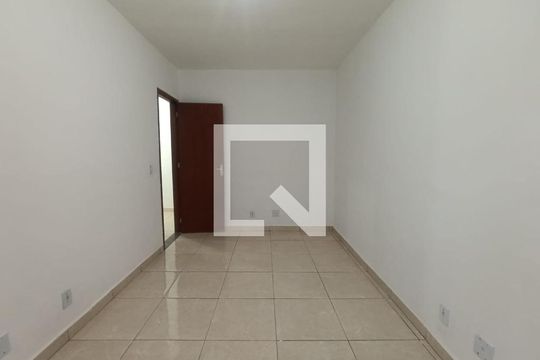 Quarto 1 de casa para alugar com 2 quartos, 90m² em Andrade Araujo, Belford Roxo