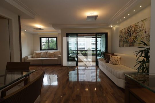 Sala de apartamento à venda com 3 quartos, 117m² em Chácara Klabin, São Paulo
