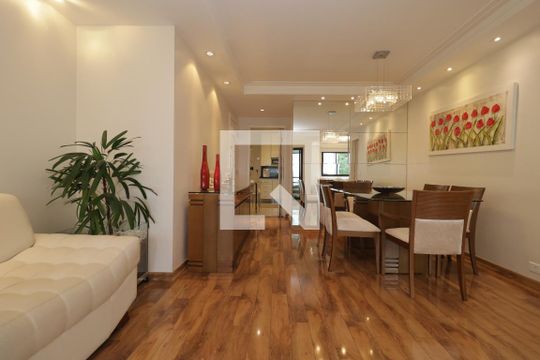 Sala de apartamento à venda com 3 quartos, 117m² em Chácara Klabin, São Paulo