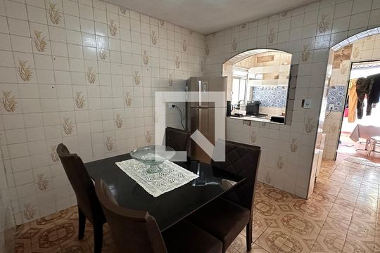 Casa à venda com 2 quartos, 120m² em Vila das Belezas, São Paulo