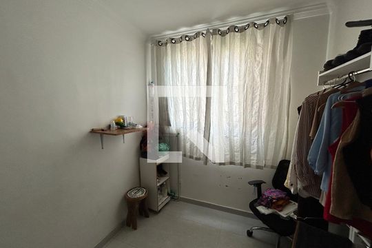 Quarto 1 de apartamento para alugar com 2 quartos, 43m² em Pavuna, Nilópolis