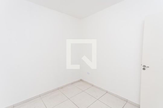 quarto 1 de casa para alugar com 2 quartos, 38m² em Parque Regina, São Paulo