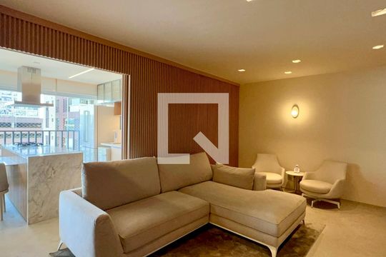 Sala de apartamento à venda com 3 quartos, 100m² em Pinheiros, São Paulo