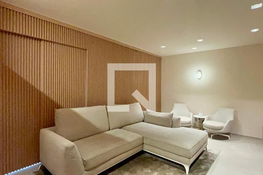 Sala de apartamento à venda com 3 quartos, 100m² em Pinheiros, São Paulo