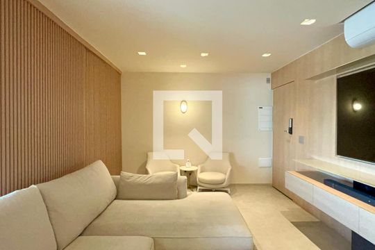 Sala de apartamento à venda com 3 quartos, 100m² em Pinheiros, São Paulo