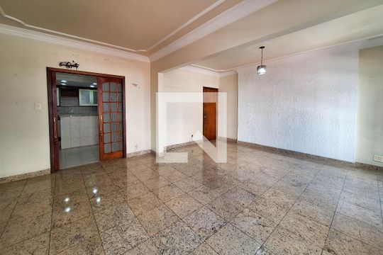 Sala de apartamento à venda com 3 quartos, 135m² em Icaraí, Niterói