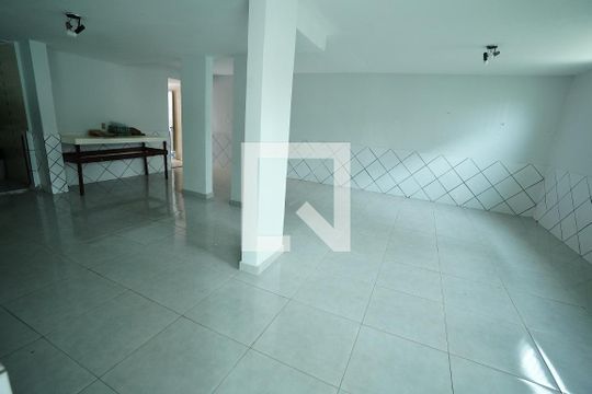 Apartamento para alugar com 3 quartos, 72m² em Setor Bueno, Goiânia